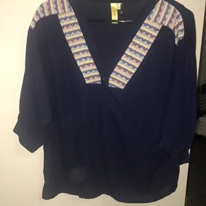 Francesca's relaxed fit blouse